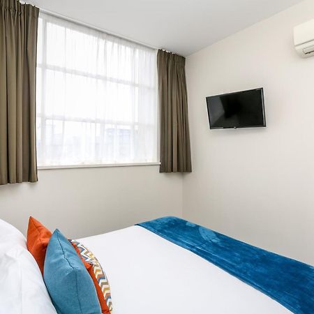 Quest New Plymouth Apartment Hotel Room photo
