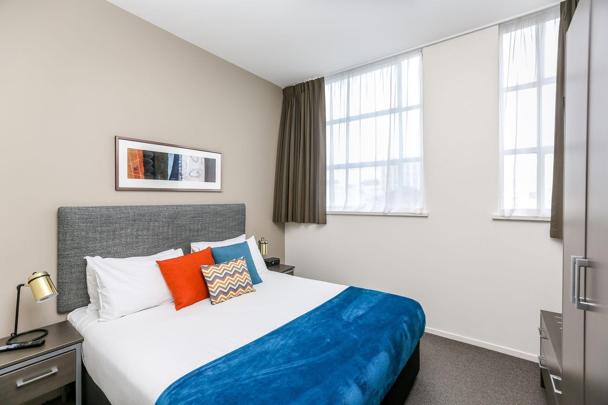 Quest New Plymouth Apartment Hotel Exterior photo