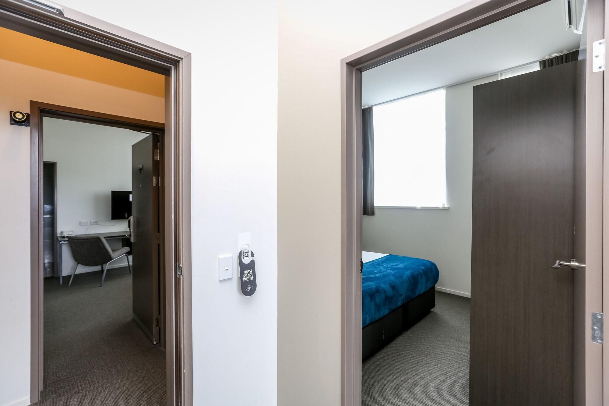 Quest New Plymouth Apartment Hotel Exterior photo